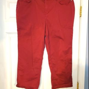 Red Falls Creek Stretch Capris